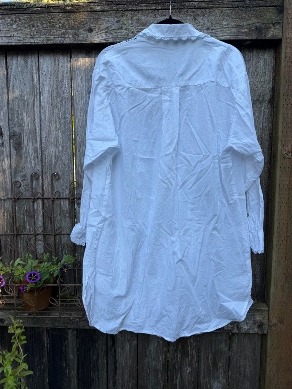 Vintage Queen Anne’s Lace Eileen West CoutureWhite Lace-Trim Button Front Blouse - Picture 3 of 5